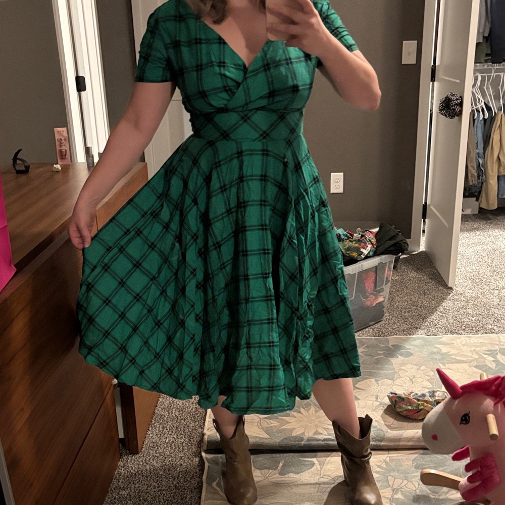 Chic Green Plaid Midi Dress